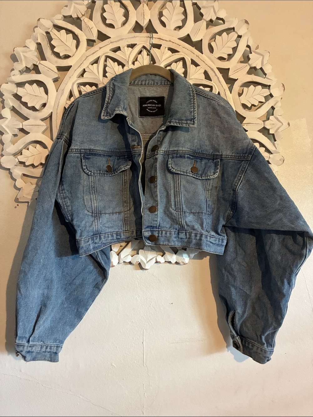 American Bazi Cropped Light Blue Denim Jacket